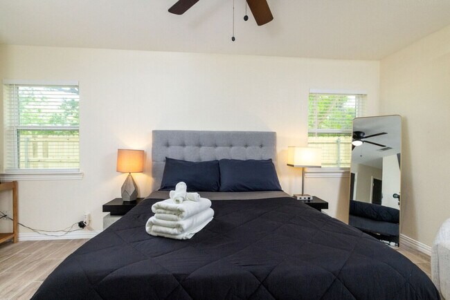 Photo - 3800 Marina Dr Unit SI ID1575046P