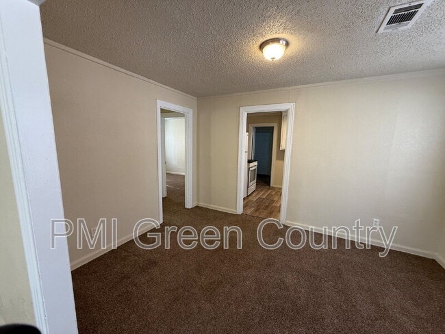 Photo - 2432 N Quincy Ave