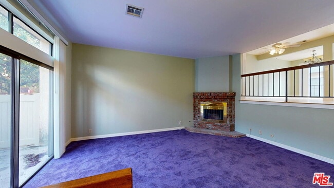 Photo - 22525 Sherman Way Unidad 1403