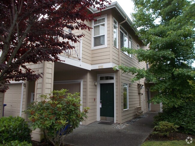 Building Photo - Beautiful Top Floor 2BR 2BA Corner Unit in... Rental