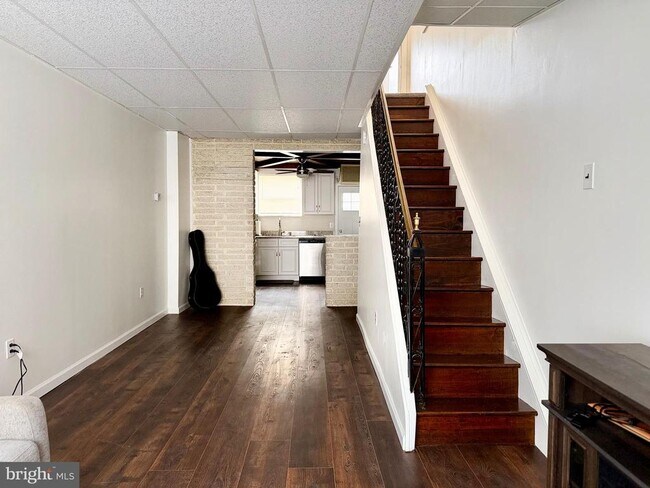 Photo - 846 Sears St