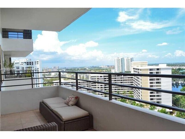 Photo - 2500 Parkview Dr Unit 1919