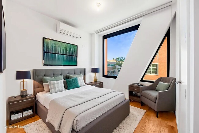 Photo - 123 Melrose St Unidad 450