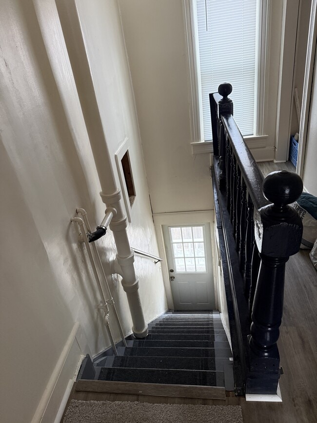 Photo - 512 Monroe St