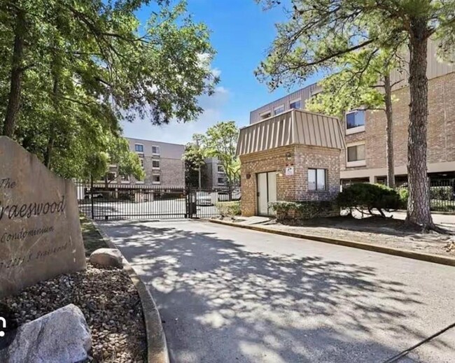 Photo - 2209 S Braeswood Blvd Condo Unit 33J