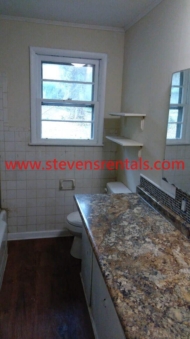 5017 McIntyre Rd Rental For Rent in Knoxville, TN