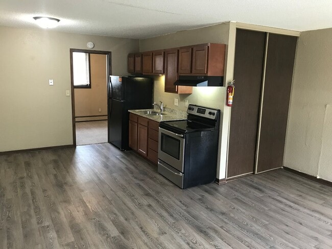 Photo - 1 bedroom with a Garage!!, Recently Remode... Unidad 313 Hoyt Avenue