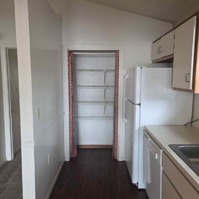 Photo - 943 Central Ave Unidad C