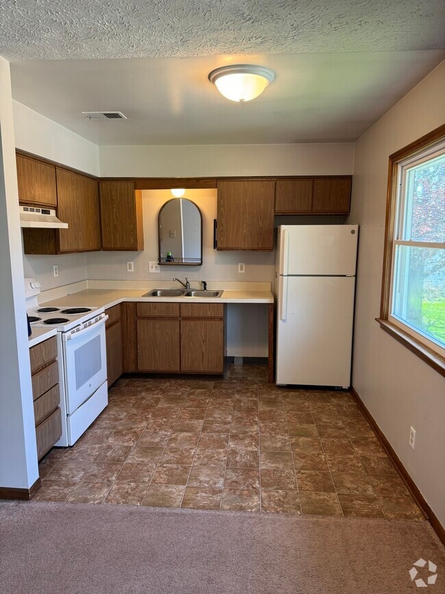 Building Photo - 308 N Emmons St Unit 3 Rental