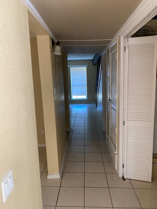 Photo - 6342 Walraven Cir