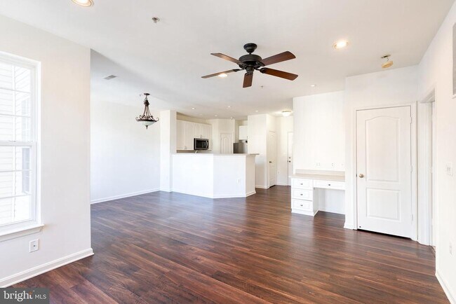 Photo - 400 Symphony Cir Unit 360C