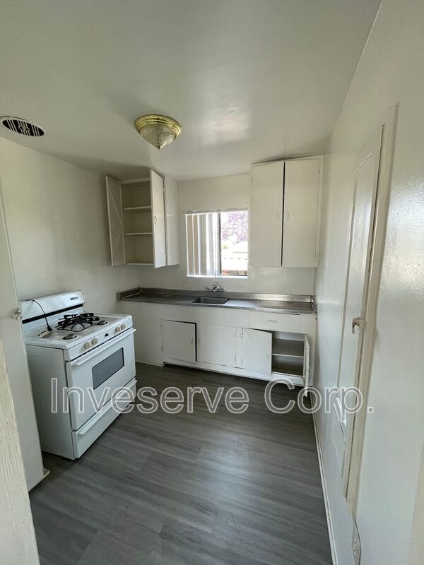 Photo - 1914 W Whittier Blvd Unidad #E