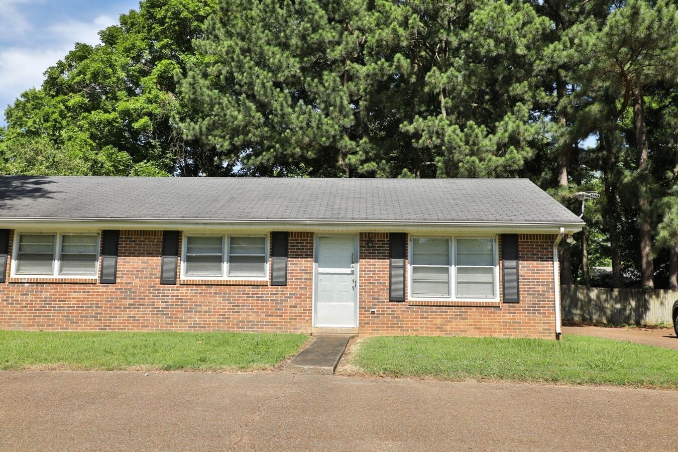 Photo - 116 Willow Ln Apartment Unit A