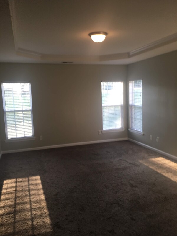 Photo - 1422 Burrell Ave NW