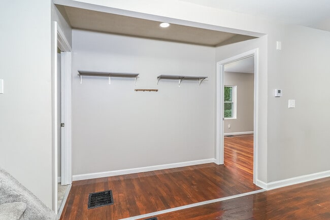 Photo - 243 Ridgeway Rd