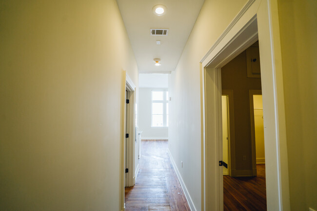Photo - 520 Mulberry St Apartments Unit 301