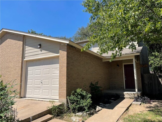 Photo - 8806 Cainwood Ln Townhome