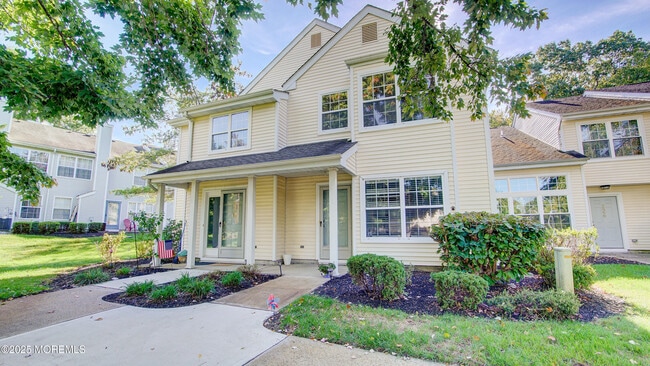 Building Photo - 227 Paddington Ct Unit 7-7