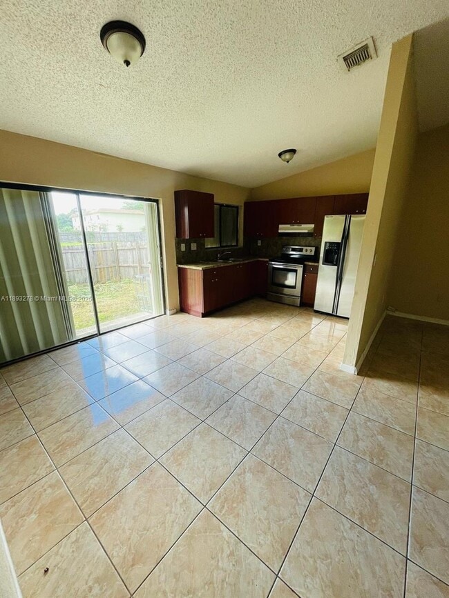 Photo - 28120 SW 141st Pl