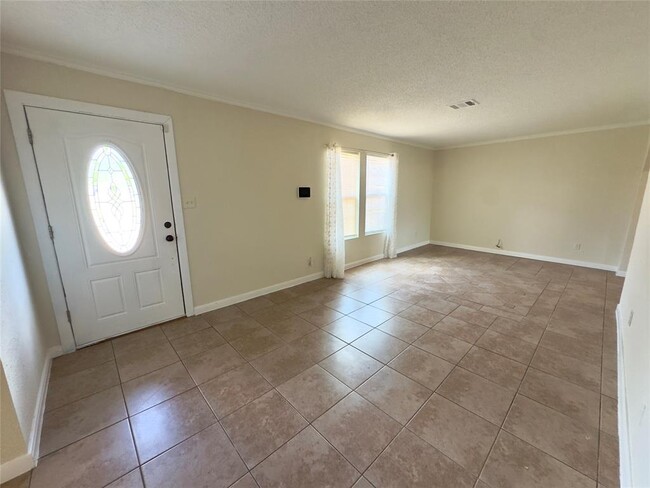 Photo - 4503 E Stassney Ln