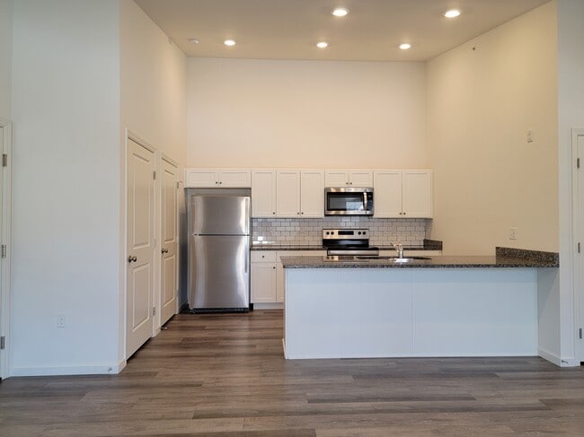 Photo - 4611 Commerce St Unit Apt 104