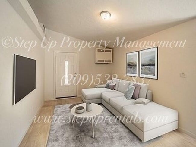 Photo - 11240 CA-49 Unidad B