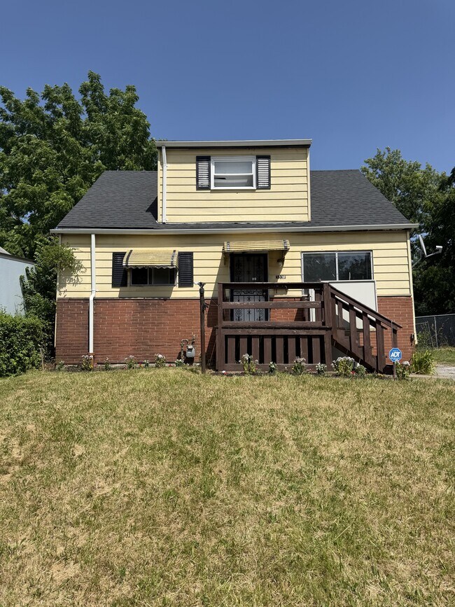 Photo - 3337 E 130th St