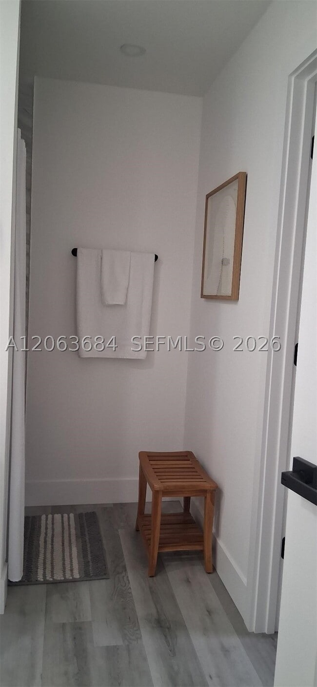 Photo - 9228 Belding Dr