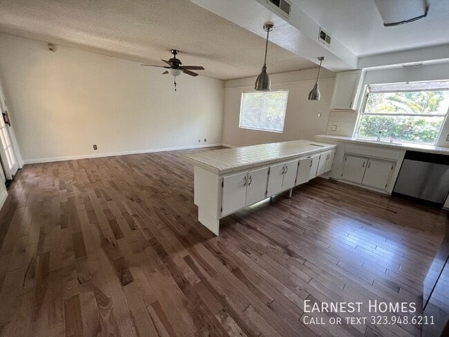 Photo - 14268 Roblar Pl