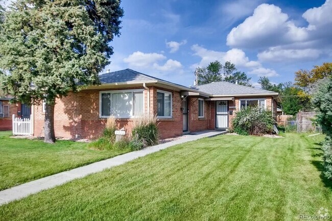 Building Photo - 2BD, 1BA Half-Duplex in Sloan's Lake with ... Rental