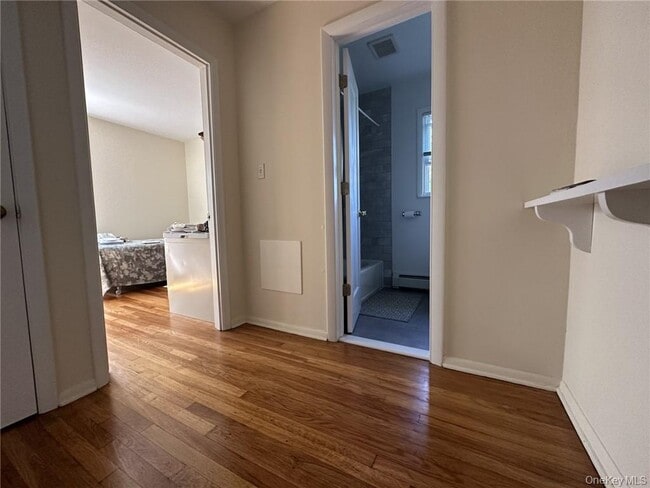 Photo - 153 Sickles Ave Unidad Right