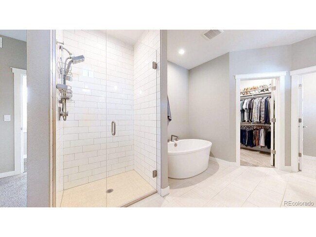 Photo - 726 N 6th St