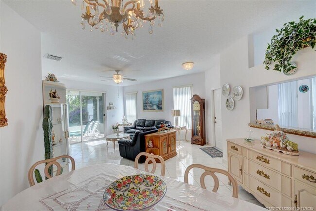 Photo - 6789 SE Warwick Ln