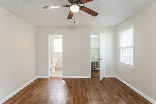 Photo - 104 White Cap Cir