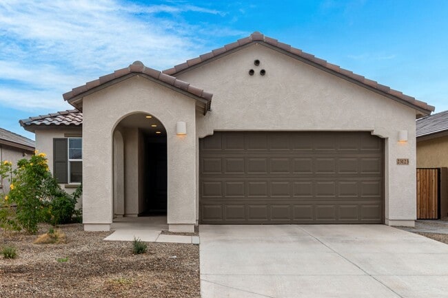 Photo - Charming 3-Bed Rental with Spacious Yard