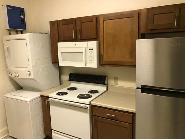 Photo - 616 John Marshall Dr