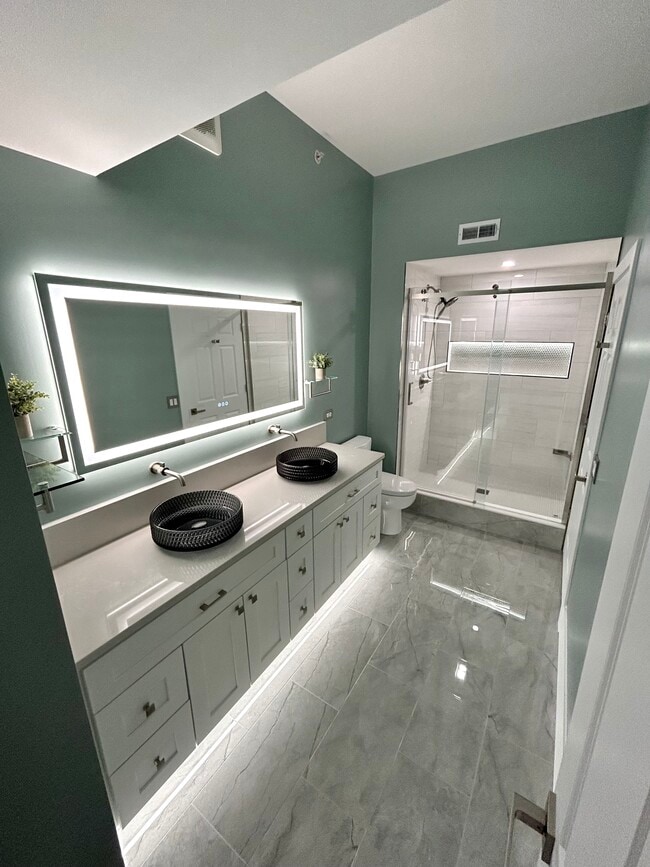 Photo - 165 N Canal St Unit 1005