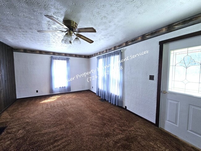 Photo - 285 W Jamestown Rd