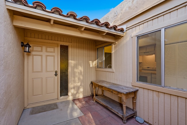 Photo - 359 N Calle Del Chancero