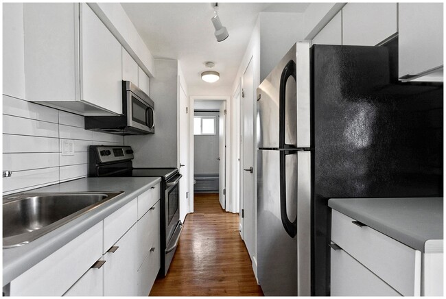2441 S. York St.