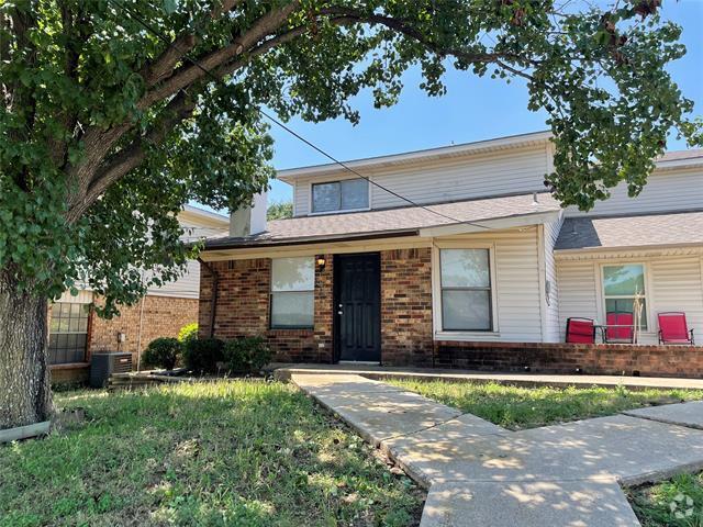 Building Photo - 2418 W Northgate Dr Rental