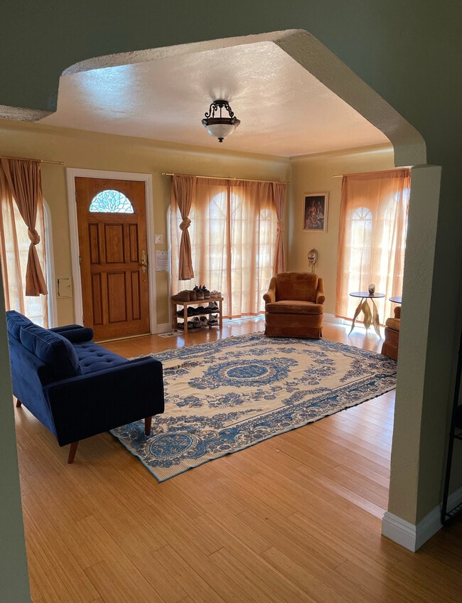 Formal Living Room - 1141 S Alma St House Unit 1141