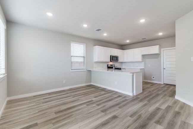 Photo - 2717 Green River Rd