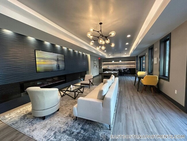 Photo - 656 Saratoga St Unit 201