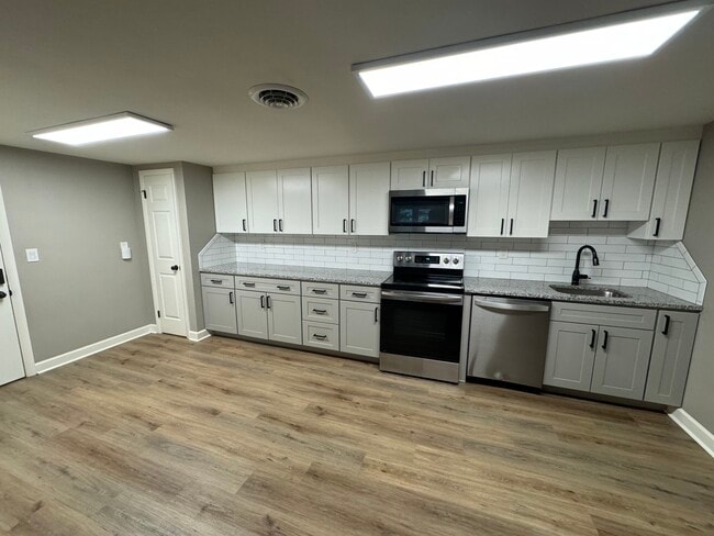 Building Photo - 4724 Hanover Pike Unit N Apt