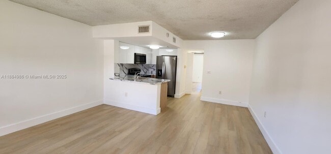 Building Photo - 8660 NW 5th Terrace Unit 15-109 Rental