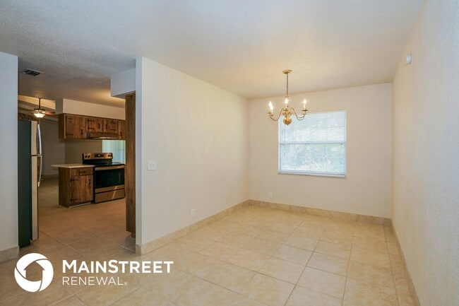 Photo - 142 Springwood Dr