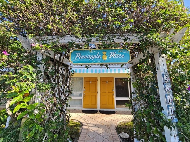 Photo - 3217 NE 7th Pl Unit 1