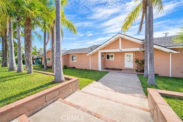 Building Photo - 386 W 16th St