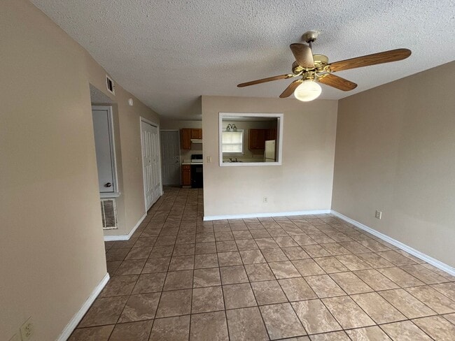 Photo - This 3-bedroom, 1.5-bath home in Russellville, AR